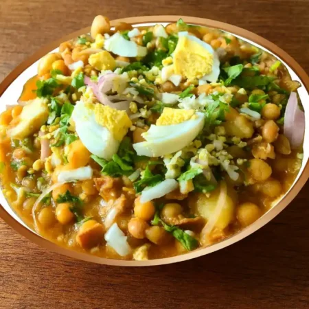 চটপটি (Chotpoti)